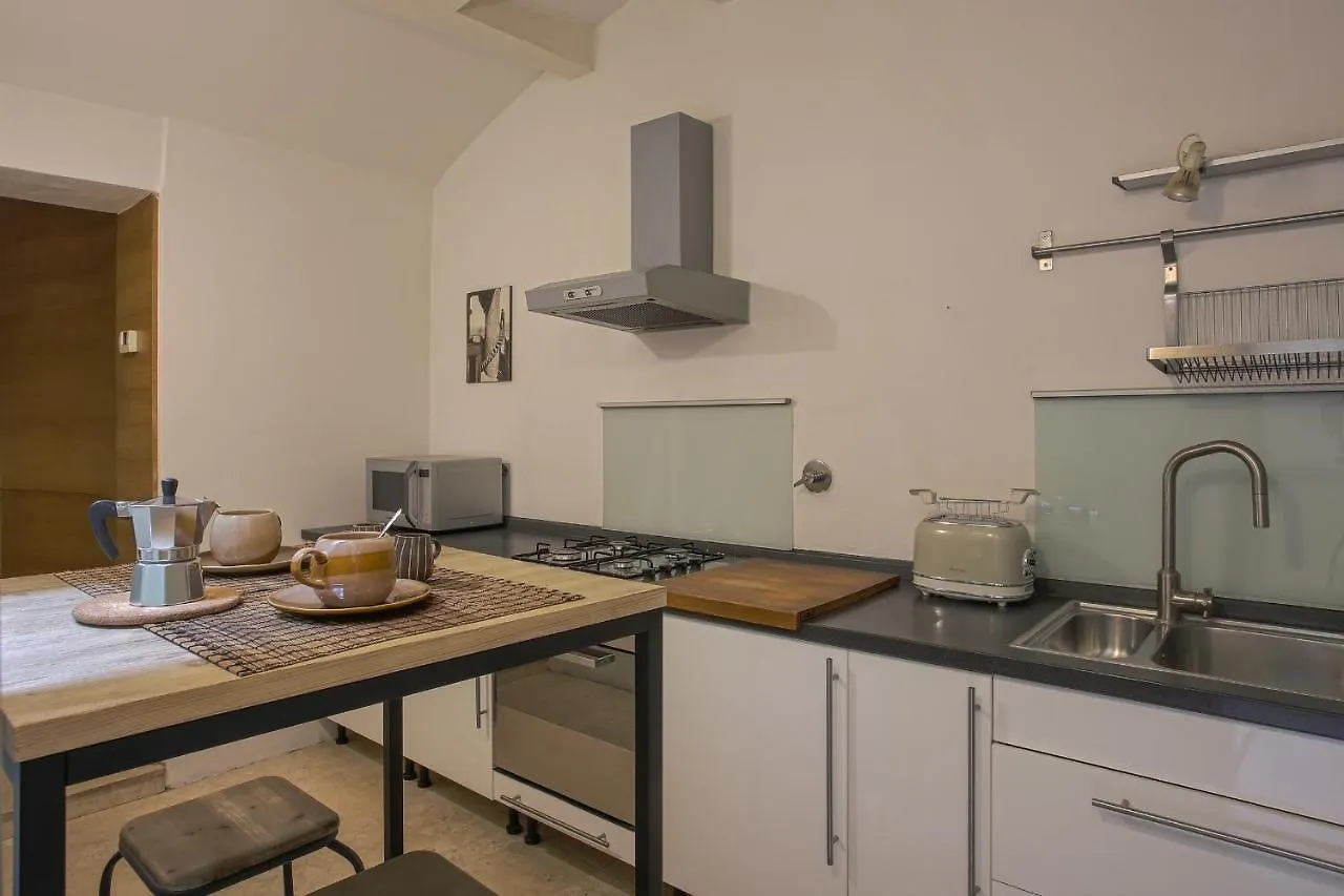 Santospirito Little Gem - Hosted By Sweetstay Florence