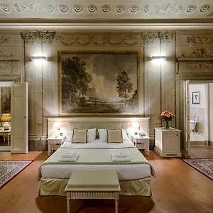 3* מלון Palazzo Guicciardini